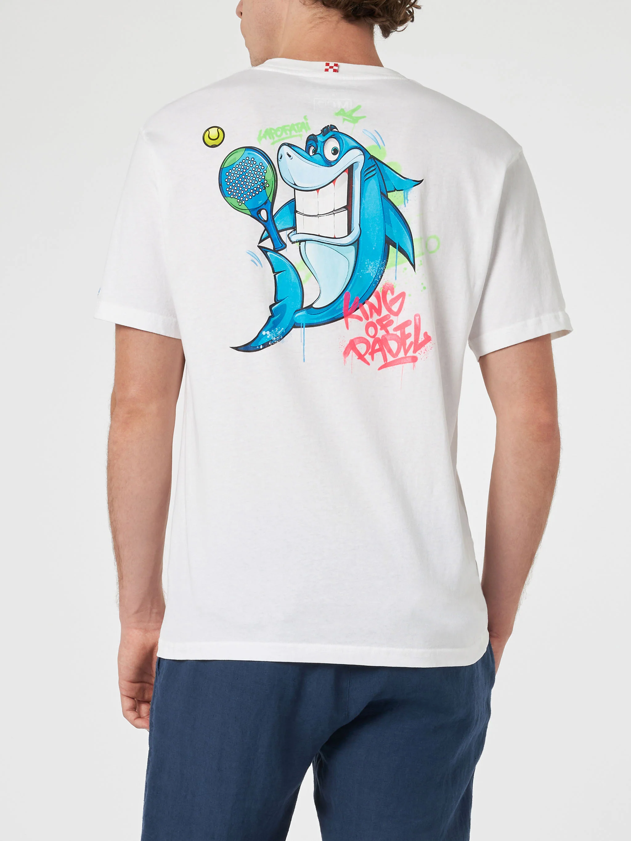 Man cotton t-shirt with Crypto puppets Shark Padel front and back placed print | CRYPTO PUPPETS SPECIAL EDITION - Image 3